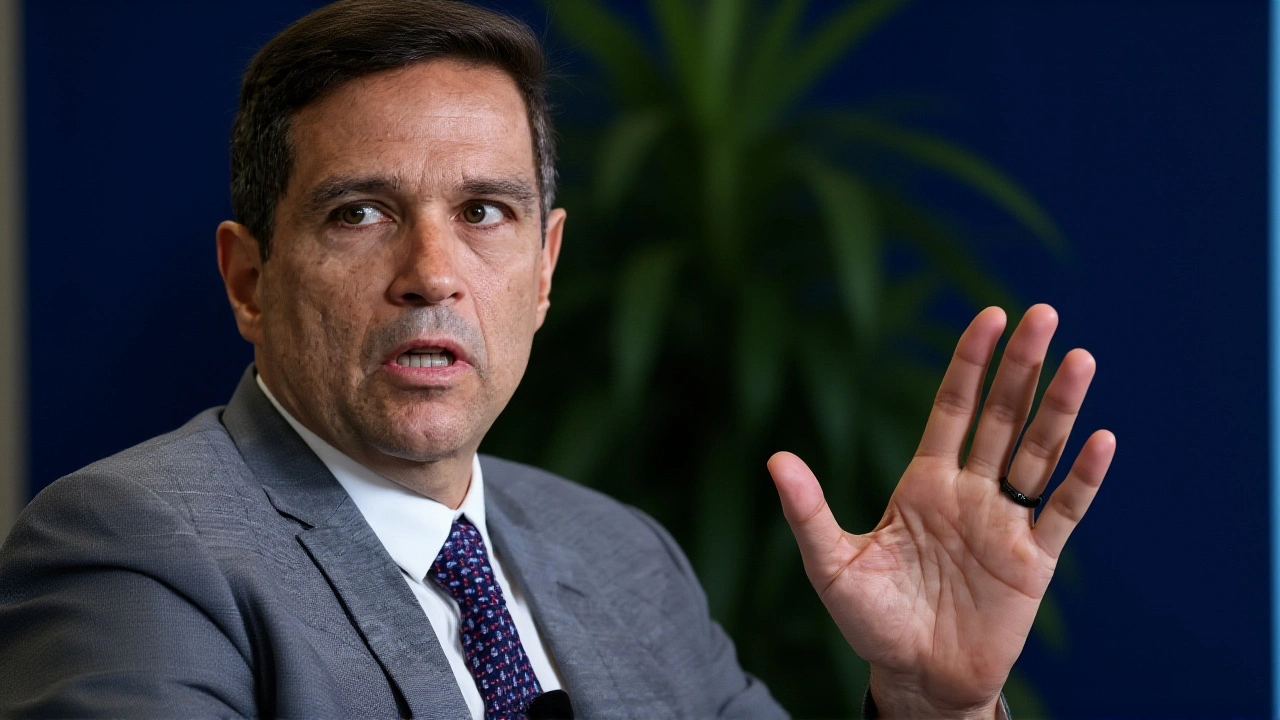 Campos Neto diz que há espaço para corte de juros no Brasil em breve, mas exige reforma fiscal